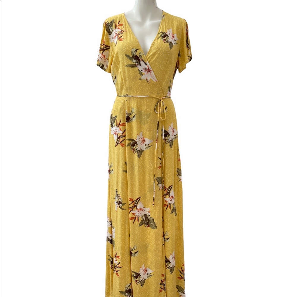 Lulus maxi wrap dress Sz S